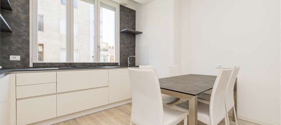 3 rooms Apartment in Milan, Italy No. 286370 8