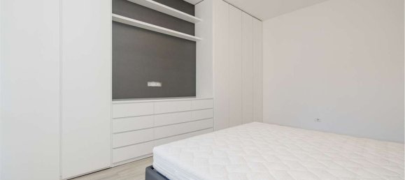 3 rooms Apartment in Milan, Italy No. 286370 21