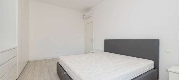 3 rooms Apartment in Milan, Italy No. 286370 19