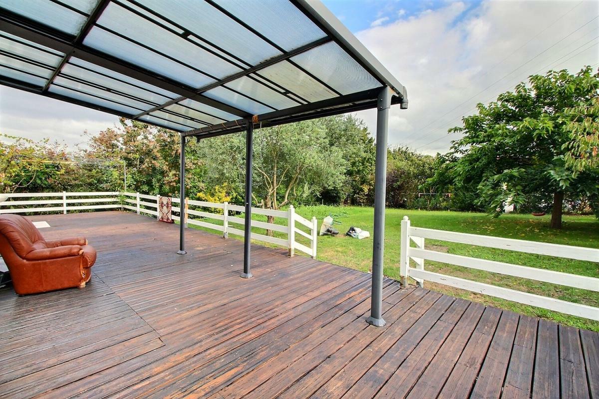 5 bedrooms Villa in Saintes, France No. 277520