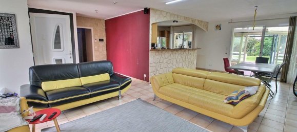 5 bedrooms Villa in Saintes, France No. 277520 4