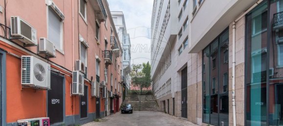 6 bedrooms Apartment in Lisbon, Portugal No. 94185 24