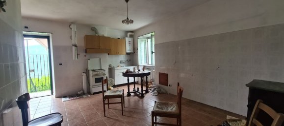 3 rooms House in Lumarzo, Italy No. 271193 7