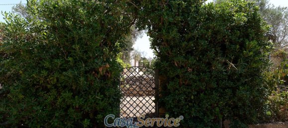 Вилла с 6 комнатами в Racale, Италия № 86730 6