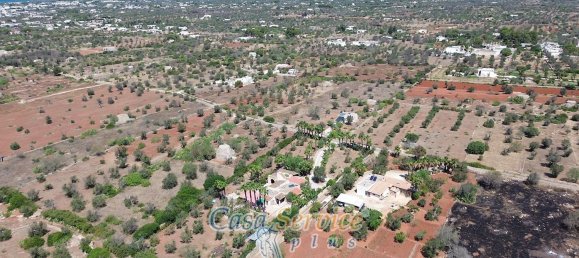 Вилла с 6 комнатами в Racale, Италия № 86730 2