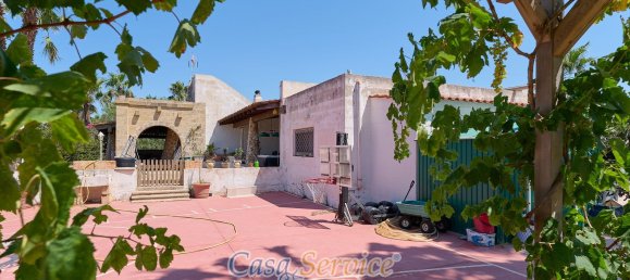 Вилла с 6 комнатами в Racale, Италия № 86730 12