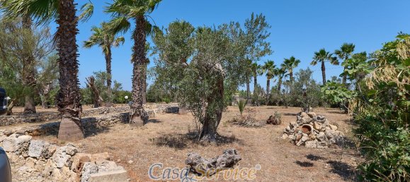 Вилла с 6 комнатами в Racale, Италия № 86730 7