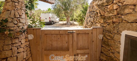 Вилла с 6 комнатами в Racale, Италия № 86730 27