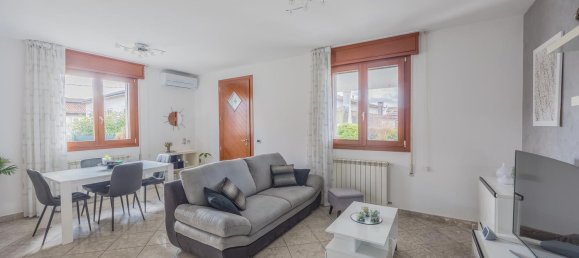 5 rooms House in Chioggia, Italy No. 60741 6