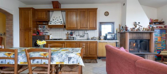 7 rooms Villa in Casciana Terme Lari, Italy No. 121803 5
