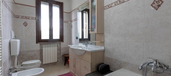 7 rooms Villa in Casciana Terme Lari, Italy No. 121803 10