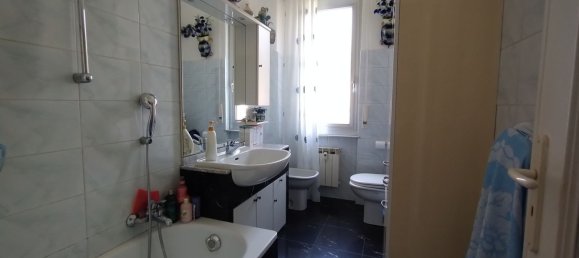 5 Schlafzimmer Wohnung in Genoa, Italy, Nr. 337718 42