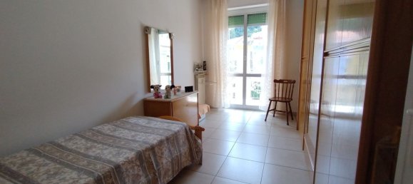 5 Schlafzimmer Wohnung in Genoa, Italy, Nr. 337718 24