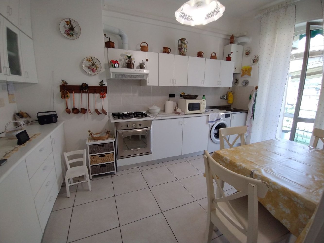 5 Schlafzimmer Wohnung in Genoa, Italy, Nr. 337718