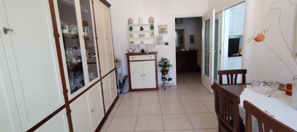 5 Schlafzimmer Wohnung in Genoa, Italy, Nr. 337718 14