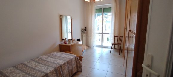 5 Schlafzimmer Wohnung in Genoa, Italy, Nr. 337718 27