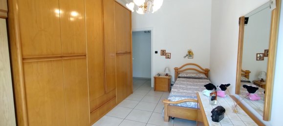 5 Schlafzimmer Wohnung in Genoa, Italy, Nr. 337718 29