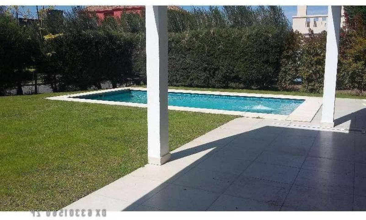 4 bedrooms House in Tigre, Argentina No. 61668