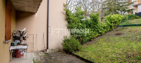 3 rooms Apartment in Zocca, Italy No. 63379 10