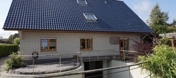 9 rooms Townhouse in Aurich, Germany No. 368138 4