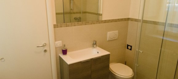 4 bedrooms Villa in Argegno, Italy No. 53456 22