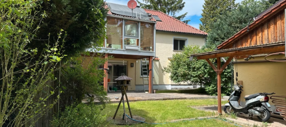 Adosado de 4 dormitorios en Furth, Germany No. 361734 2