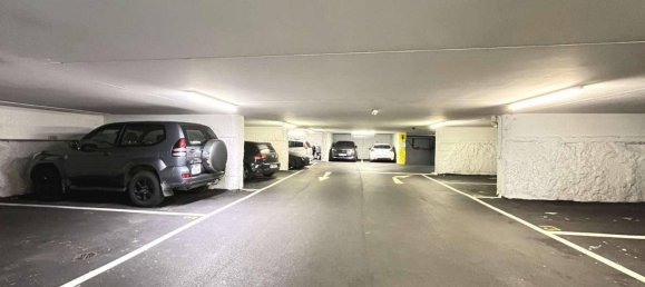  Parking in Margareten, Austria No. 184072 2