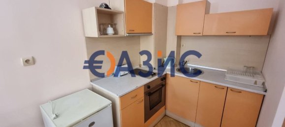 2 Schlafzimmer Wohnung in Sveti Vlas, Bulgaria, Nr. 569 3