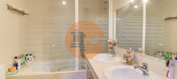 Дом с 4 спальнями в Вила Реал ди Санту Антониу, Португалия № 114256 24