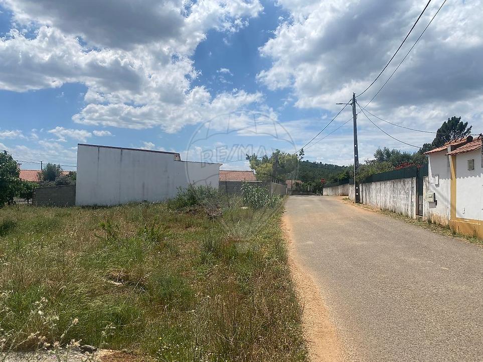 Terrain à Torres Novas, Portugal 558m² No. 315214
