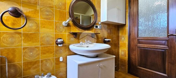 4 bedrooms Villa in Rondissone, Italy No. 305700 21