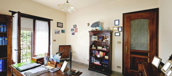 4 bedrooms Villa in Rondissone, Italy No. 305700 10