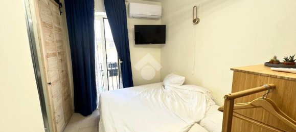 Studio à Naples, Italy No. 34113 12