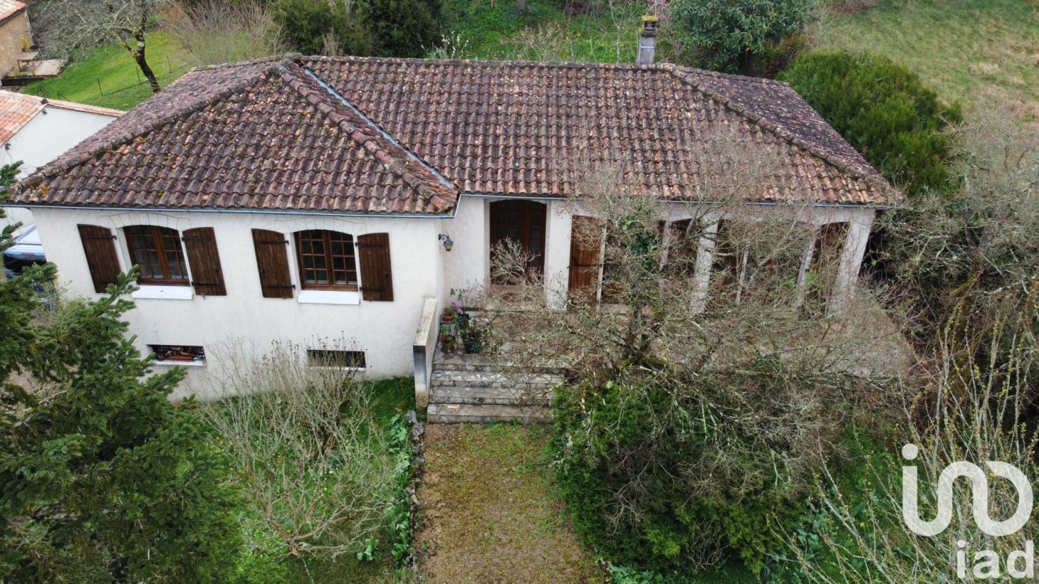 5 rooms House in Marthon, France No. 102196