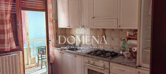 5 rooms Apartment in Siena, Italy No. 146962 8