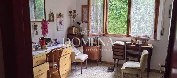 5 rooms Apartment in Siena, Italy No. 146962 12