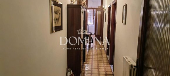 5 rooms Apartment in Siena, Italy No. 146962 23