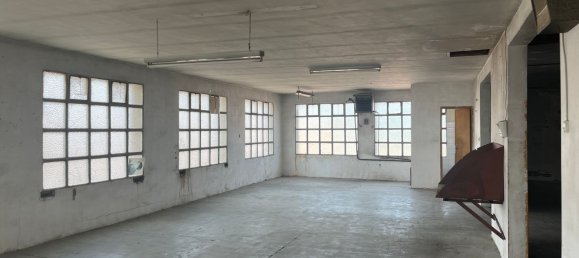 Gebäude in Girona, Spain 2285m², Nr. 159028 5