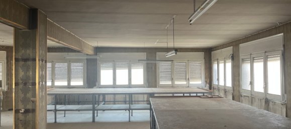 Gebäude in Girona, Spain 2285m², Nr. 159028 4