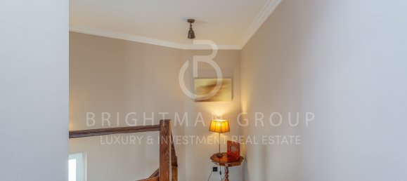 3 bedrooms Villa in Cascais, Portugal No. 98253 21