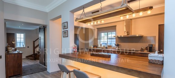 3 bedrooms Villa in Cascais, Portugal No. 98253 18