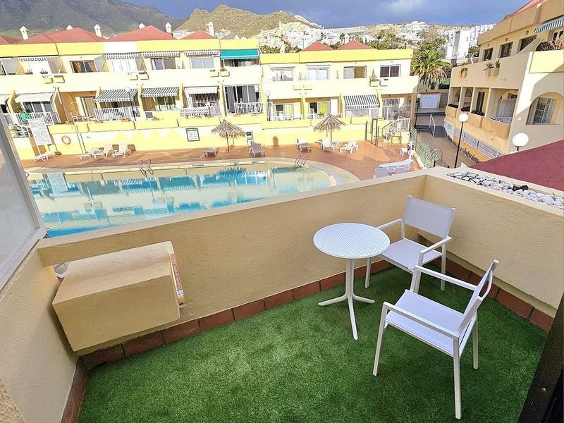 Ático de 1 dormitorio en Adeje, Spain No. 240266