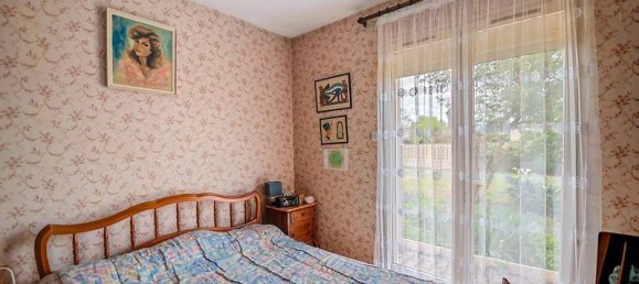 Casa de 3 dormitorios en Izon, France No. 296956 6