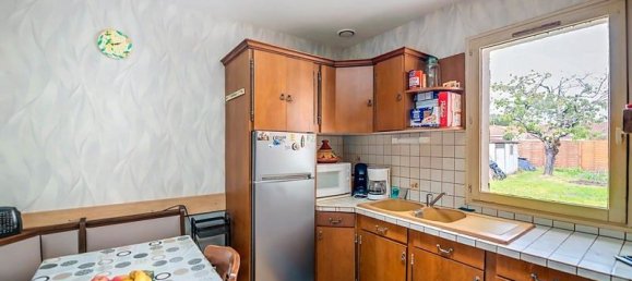 Casa de 3 dormitorios en Izon, France No. 296956 5