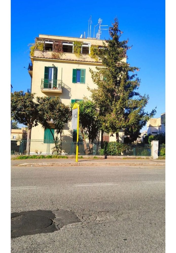 Студия в Рим, Италия № 197633