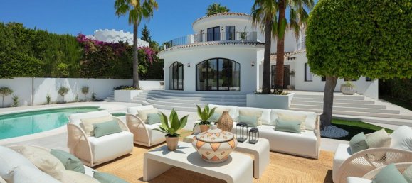 5 bedrooms Villa in Marbella, Spain No. 69836 36
