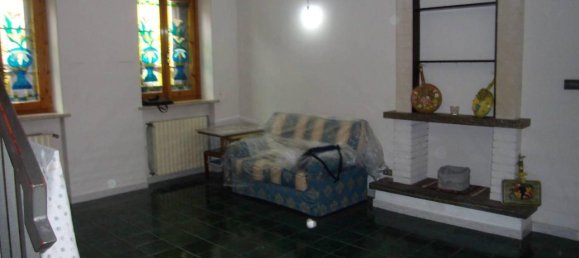 4 rooms House in Lomello, Italy No. 147495 6