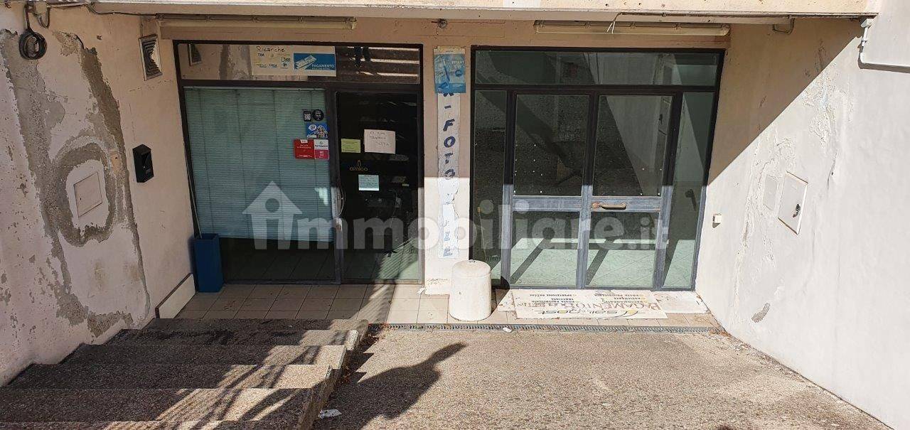 2 rooms Commercial property in Ariccia, Italy No. 270942