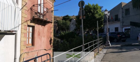 Дом с 4 комнатами в Граттери, Италия № 159537 5