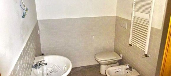 4غرفة منزل ذو طابقين في Monte Roberto, Italy رقم 284977 6